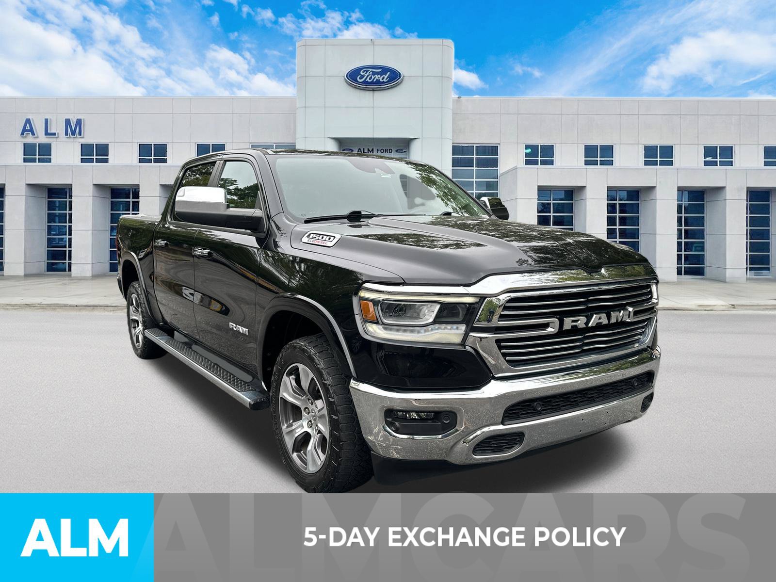 Used 2022 RAM 1500 Laramie RWD image 3