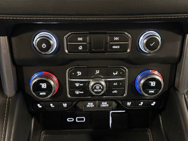 Used 2023 GMC Yukon SLT image 28