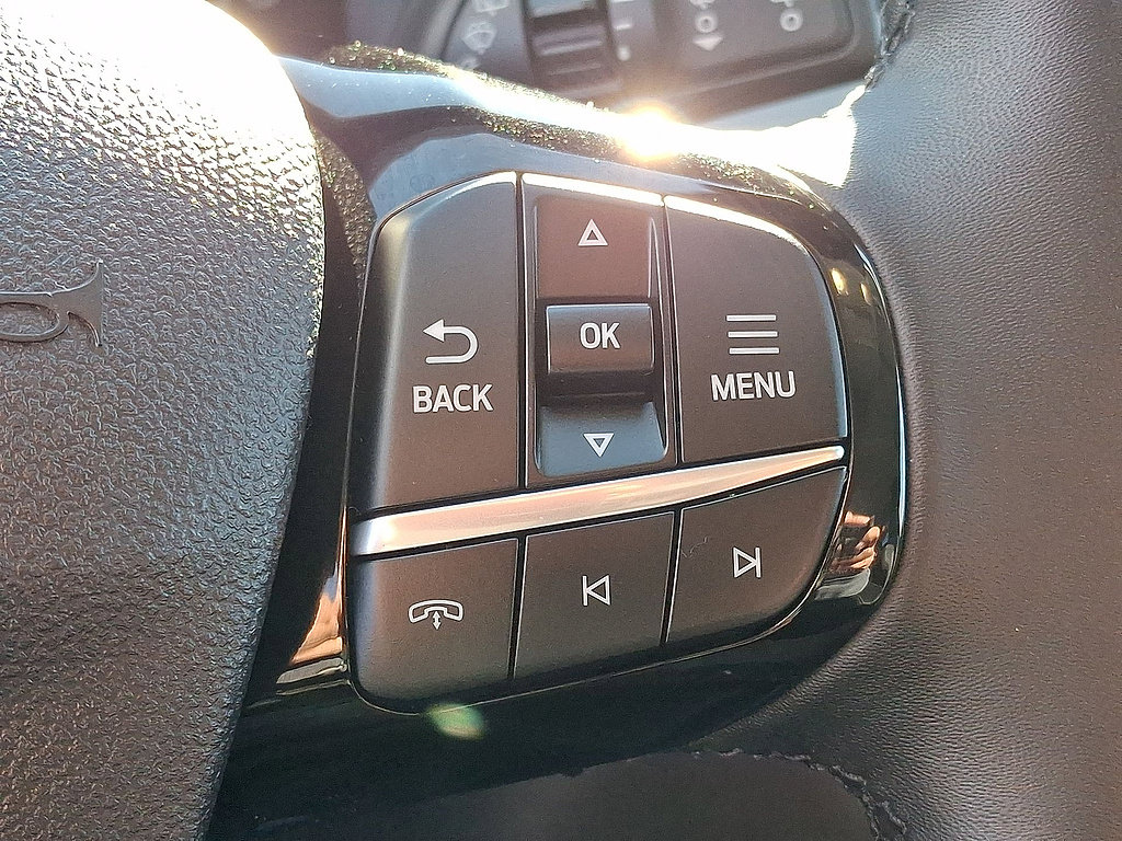 Certified 2023 Ford Escape Active AWD/4WD image 24