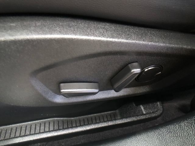 Certified 2022 Ford Edge ST-Line image 11