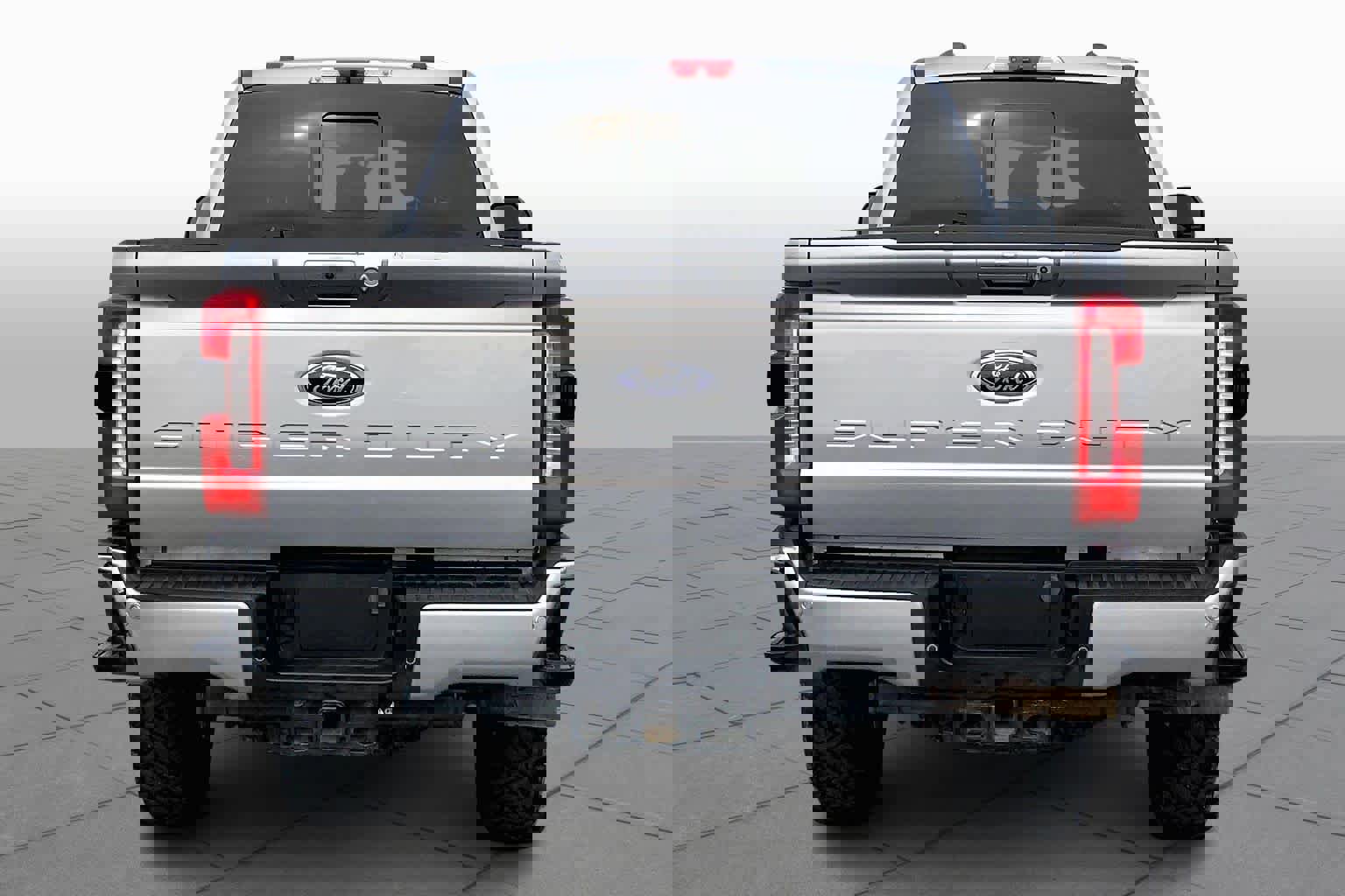 Certified 2023 Ford F250 Lariat w/ Lariat Ultimate Package image 4