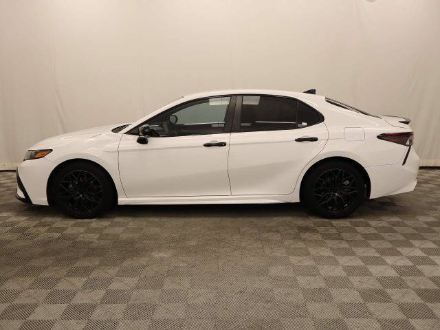 Used 2022 Toyota Camry SE FWD image 25