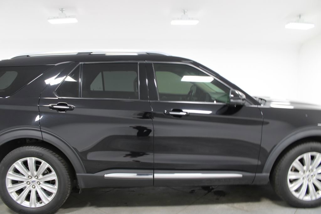Certified 2020 Ford Explorer Limited AWD/4WD image 12