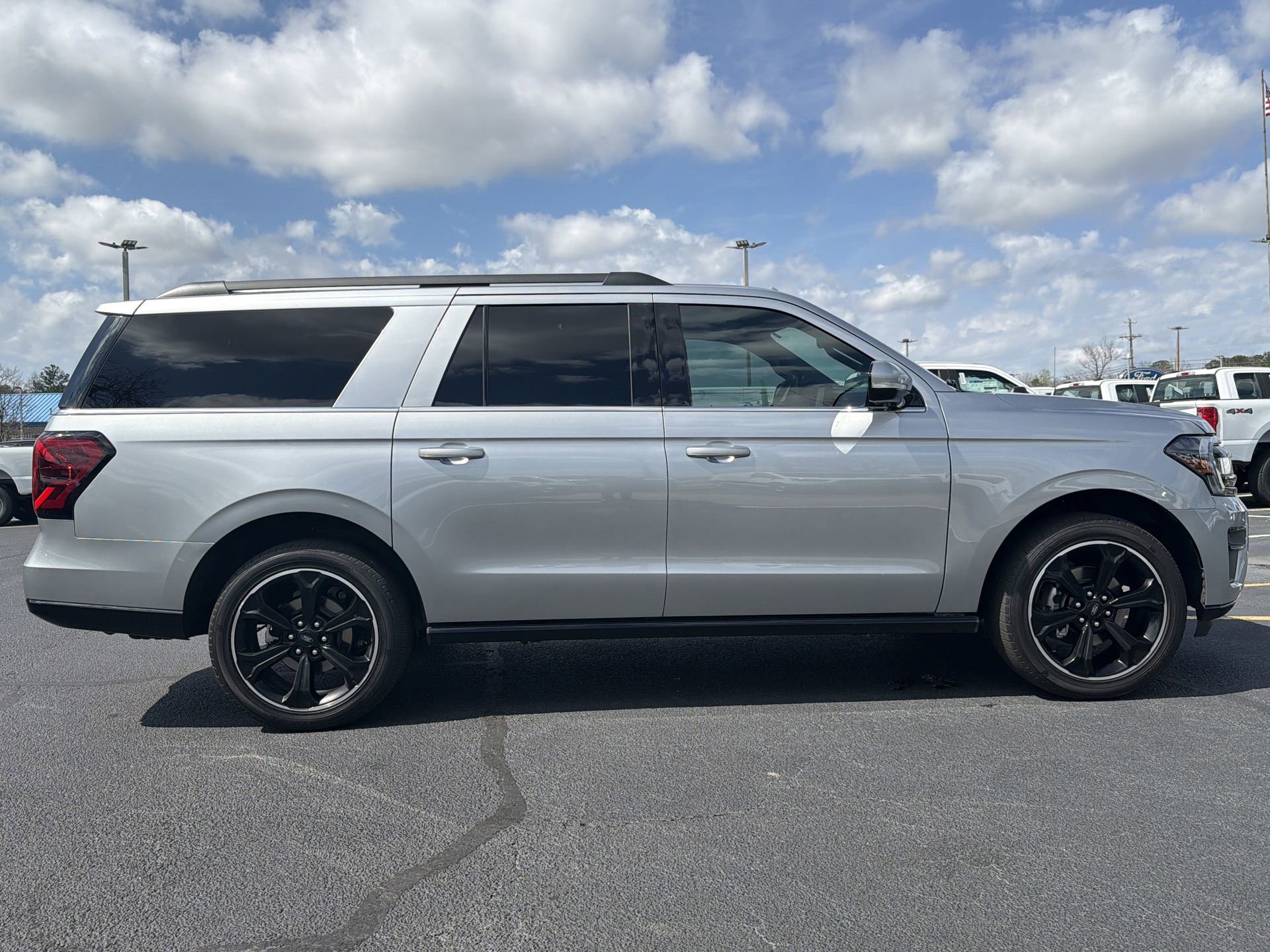 Certified 2022 Ford Expedition Max Limited image 2