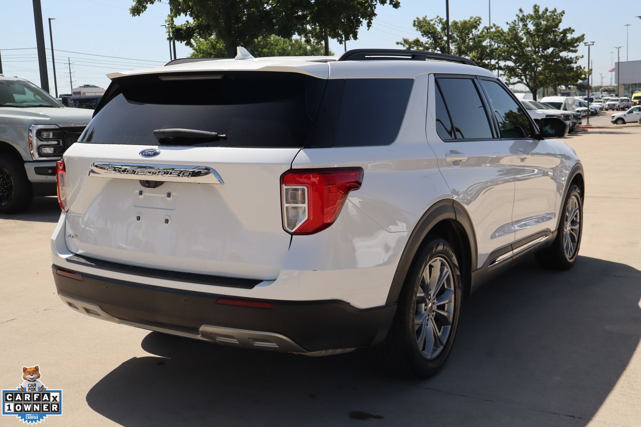 Certified 2021 Ford Explorer XLT w/ Equipment Group 202A RWD image 3