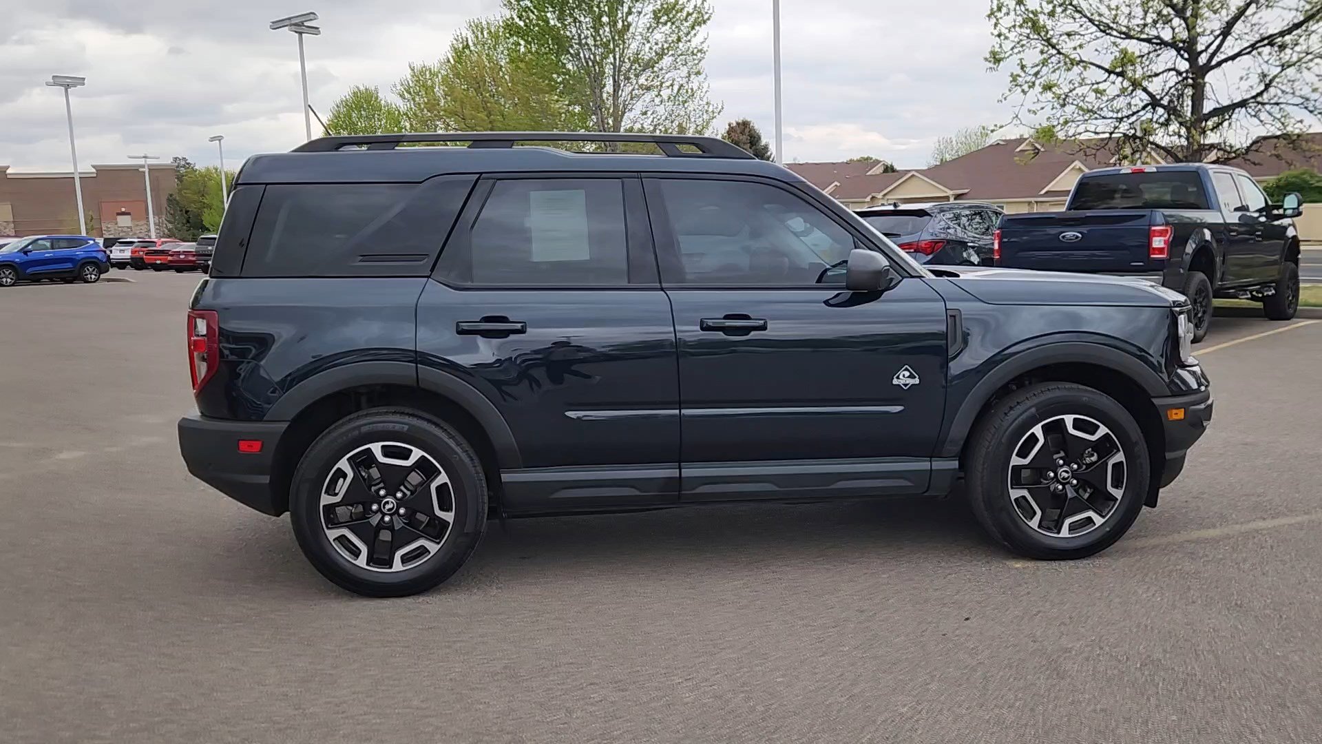 Certified 2023 Ford Bronco Sport Outer Banks w/ Tech Package AWD/4WD image 11
