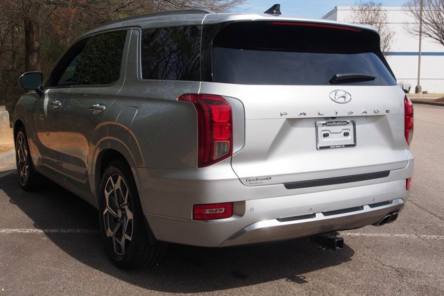 Used 2022 Hyundai Palisade Calligraphy w/ Winter Package image 3