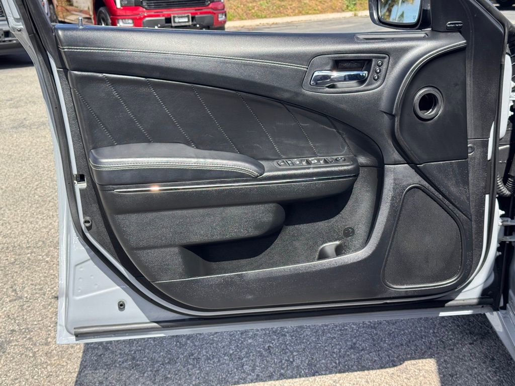 Used 2022 Dodge Charger SRT Hellcat w/ Harman/Kardon Audio Group image 15