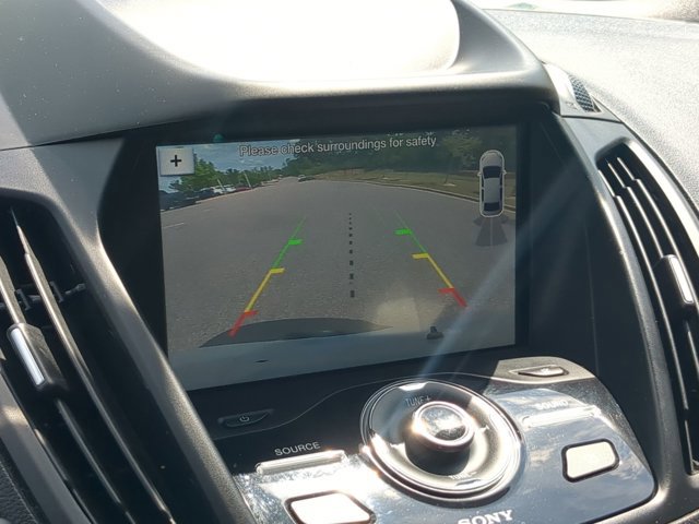 Certified 2019 Ford Escape Titanium FWD image 24
