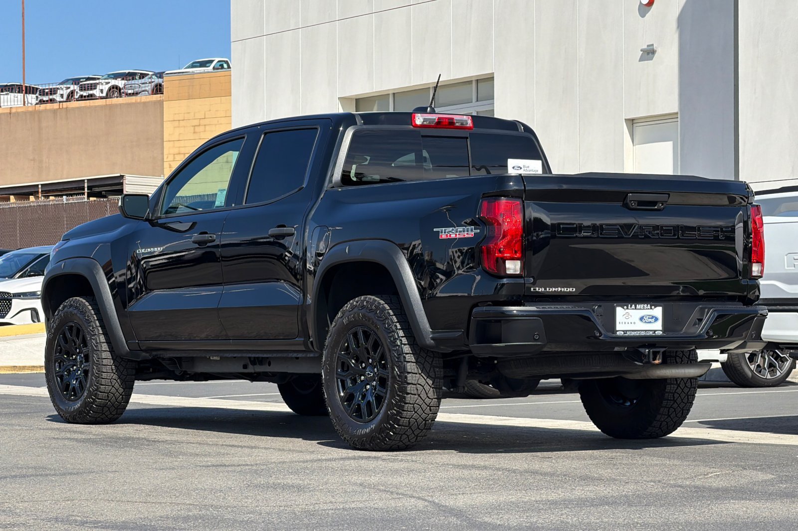 Used 2025 Chevrolet Colorado Trail Boss AWD/4WD image 5