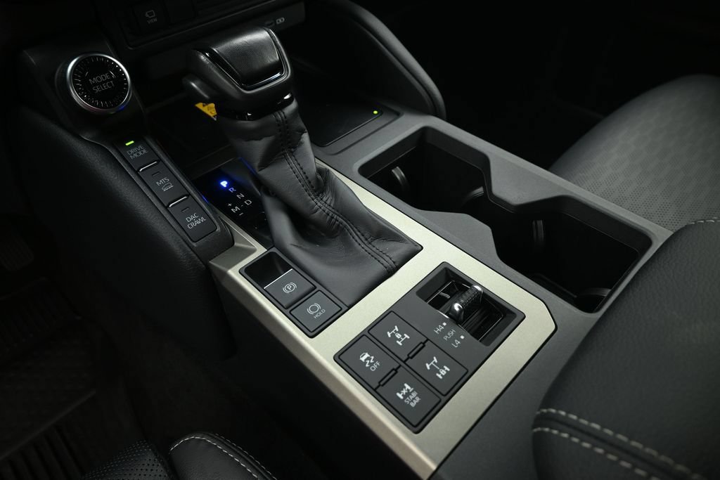 Used 2025 Toyota Land Cruiser w/ Premium Package AWD/4WD image 17