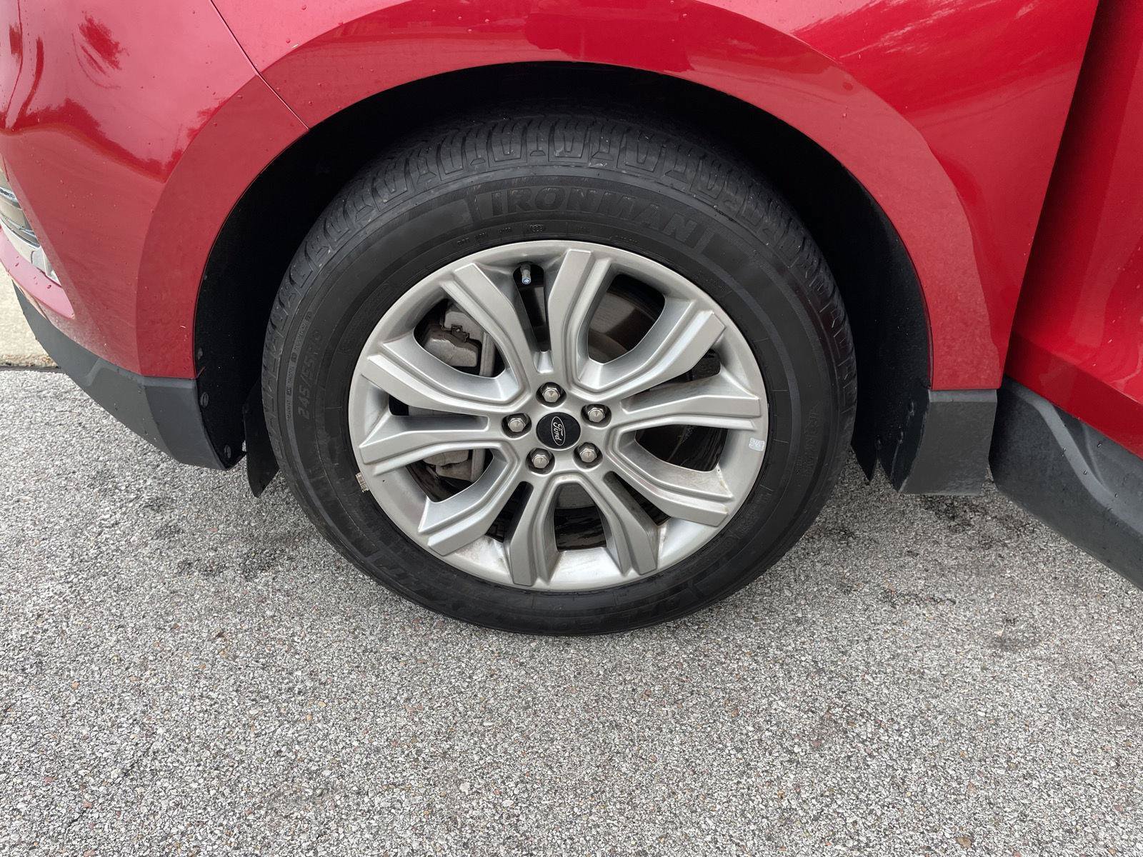 Certified 2024 Ford Edge Titanium AWD/4WD image 10