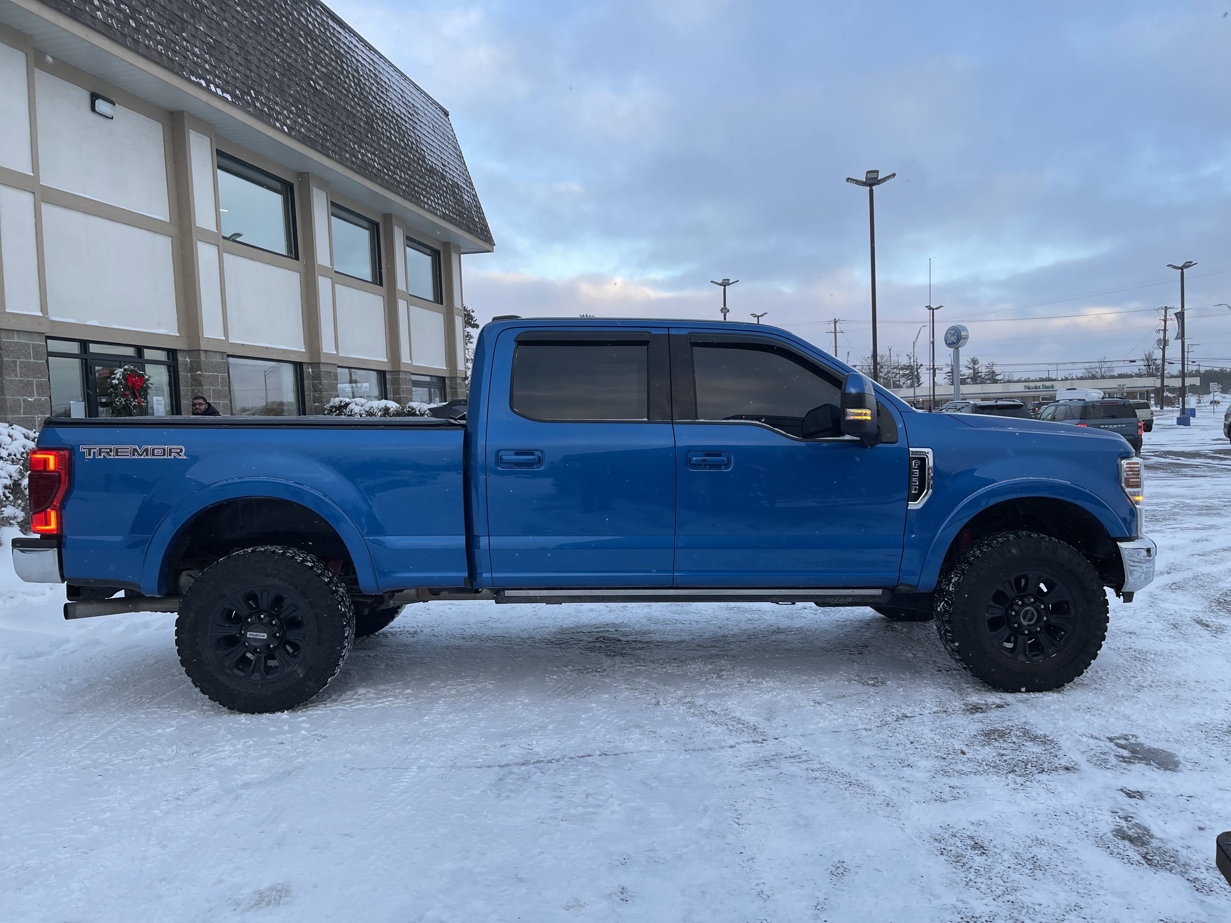 Certified 2020 Ford F350 Lariat w/ Tremor Off-Road Package image 2