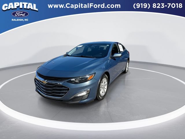 Used 2024 Chevrolet Malibu LS w/ LPO, Floor Liner Package FWD image 4