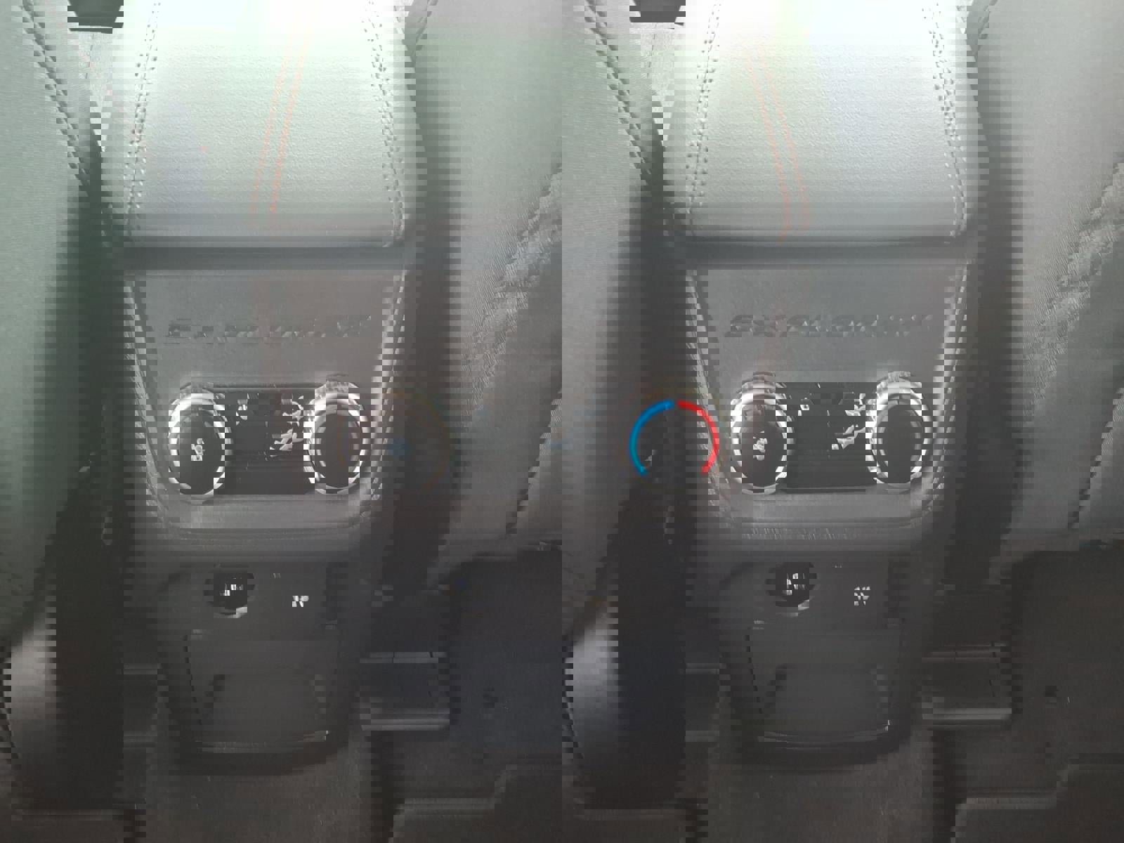 Certified 2025 Ford Explorer Active image 19