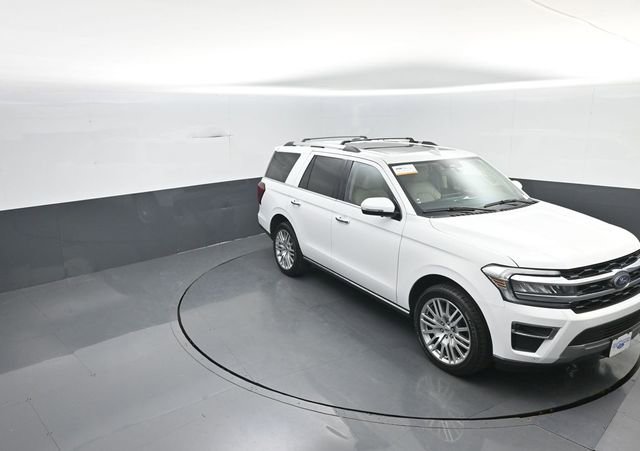 Certified 2024 Ford Expedition Limited image 21