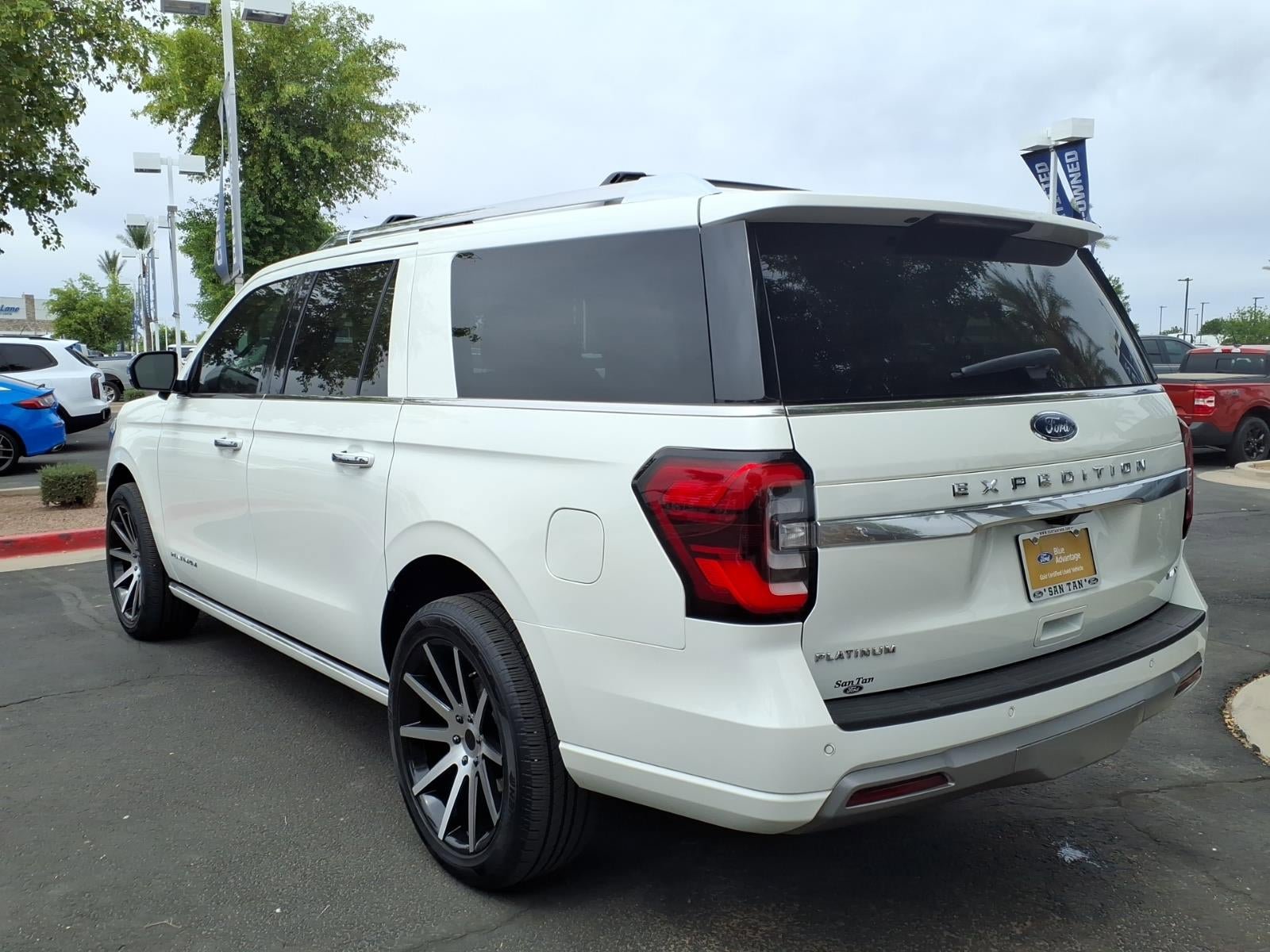 Certified 2022 Ford Expedition Max Platinum AWD/4WD image 6