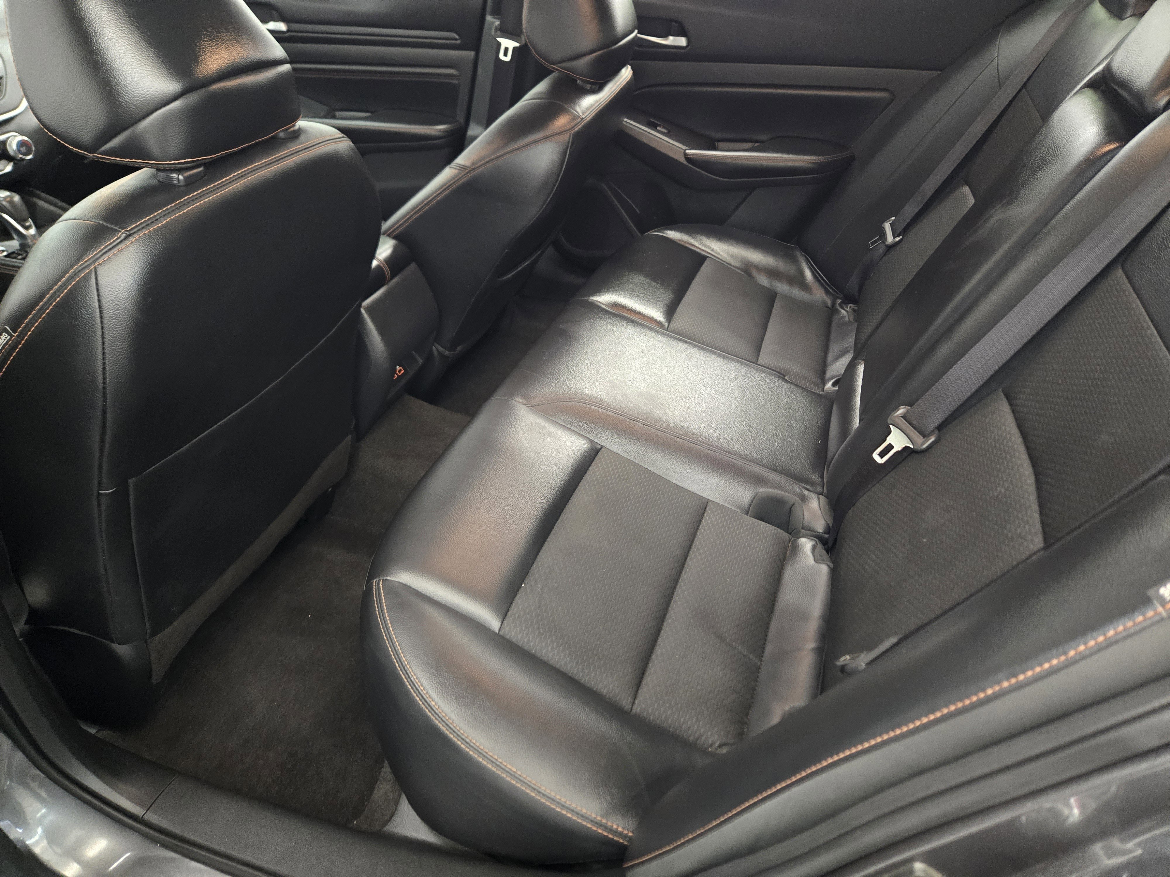 Used 2022 Nissan Altima 2.5 SR w/ Midnight Edition Package image 28