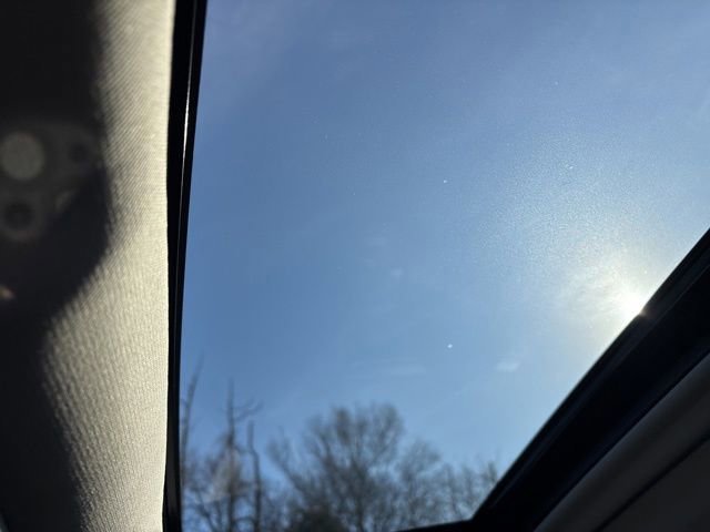 Used 2021 Toyota Highlander XLE image 17