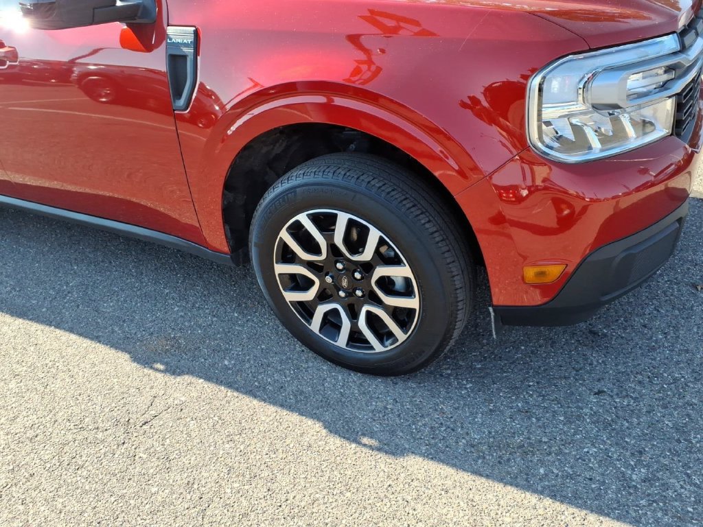 Certified 2024 Ford Maverick Lariat FWD image 5
