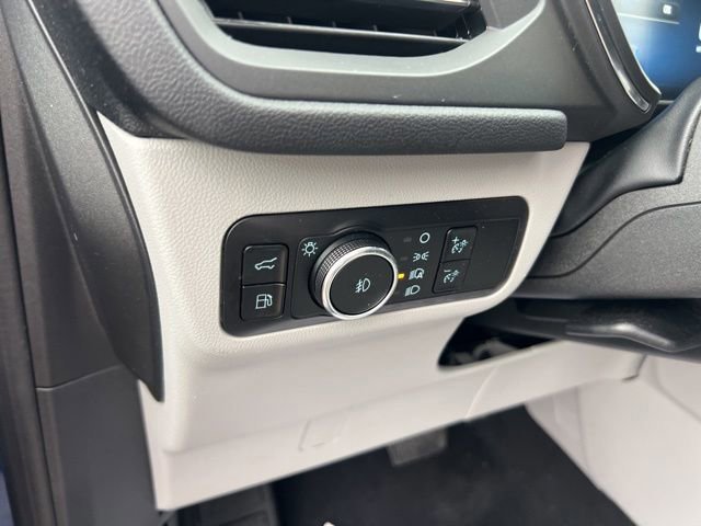 Certified 2023 Ford Escape Platinum w/ Class II Trailer Tow Package image 10