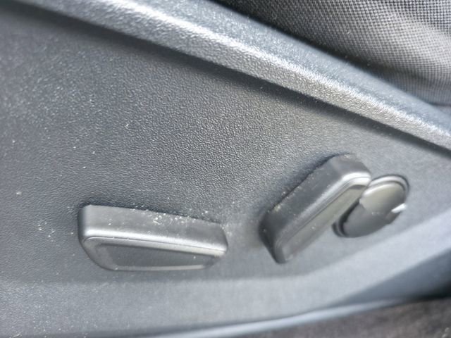 Certified 2022 Ford F150 XLT w/ Equipment Group 302A High image 16