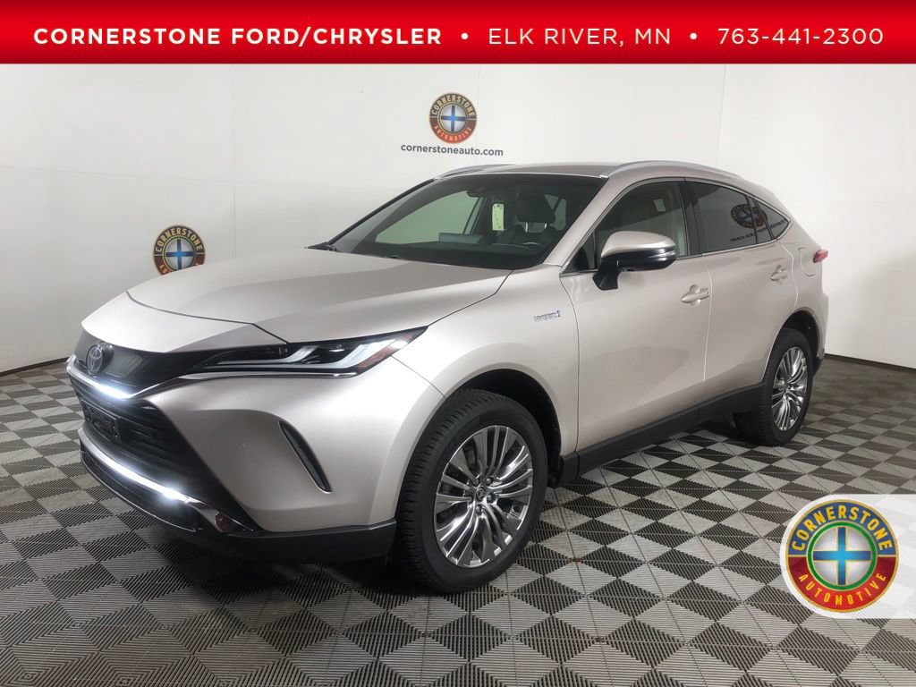 Used 2021 Toyota Venza XLE w/ Softex Package AWD/4WD image 1