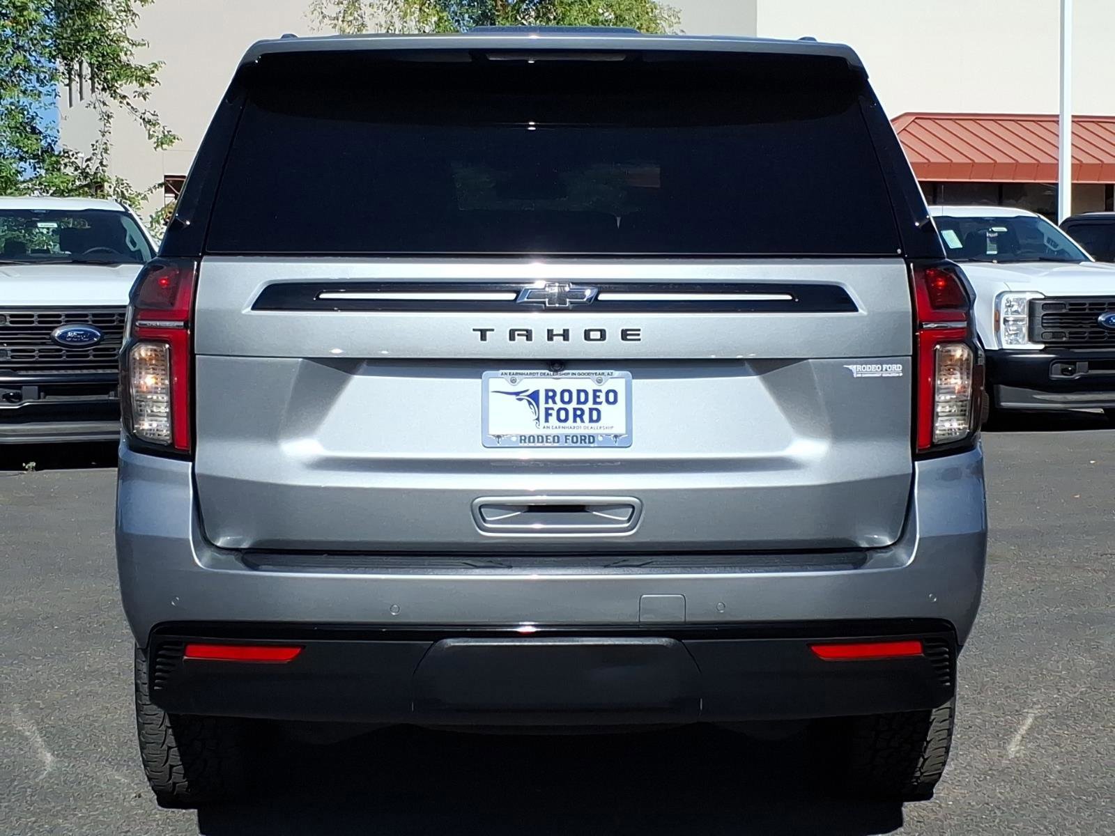 Used 2023 Chevrolet Tahoe Z71 w/ Luxury Package image 3