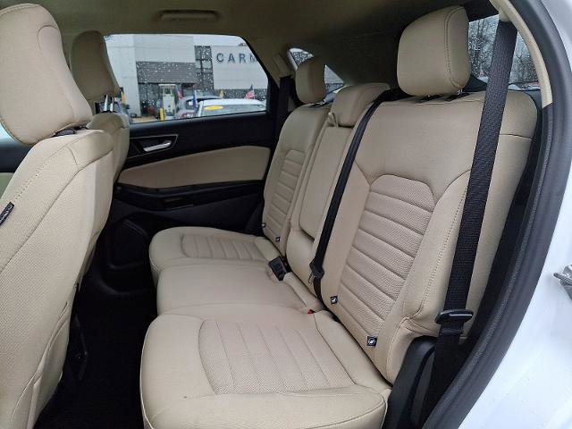 Certified 2022 Ford Edge SE image 10