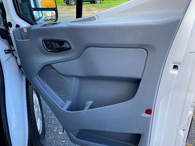 Certified 2019 Ford Transit 350 XLT RWD image 32