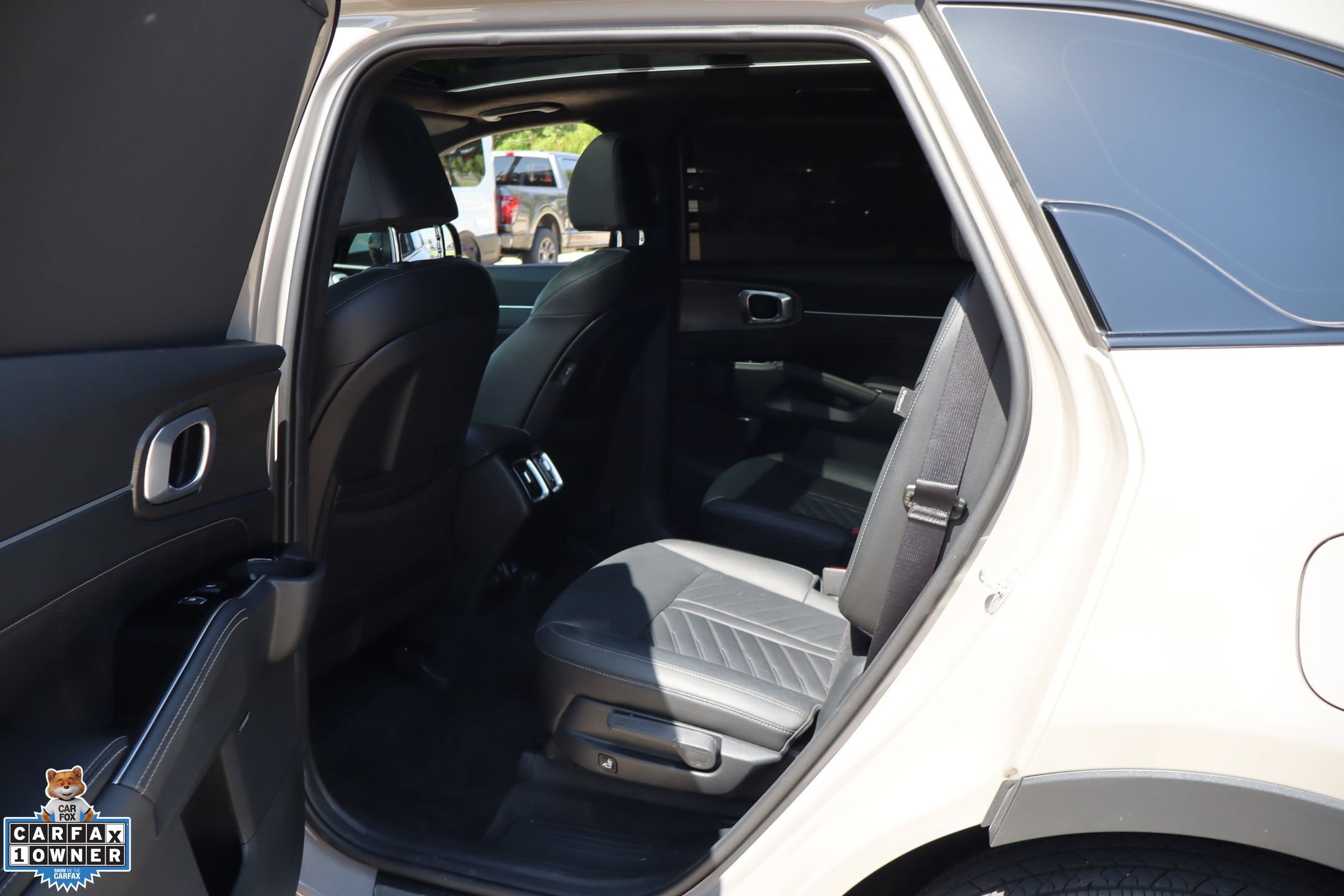 Used 2026 Kia Sorento SX Prestige AWD/4WD image 27