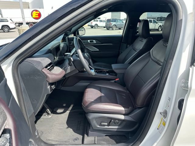 Certified 2026 Ford Explorer Platinum AWD/4WD image 5