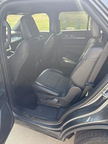 Certified 2025 Ford Explorer ST-Line AWD/4WD image 14