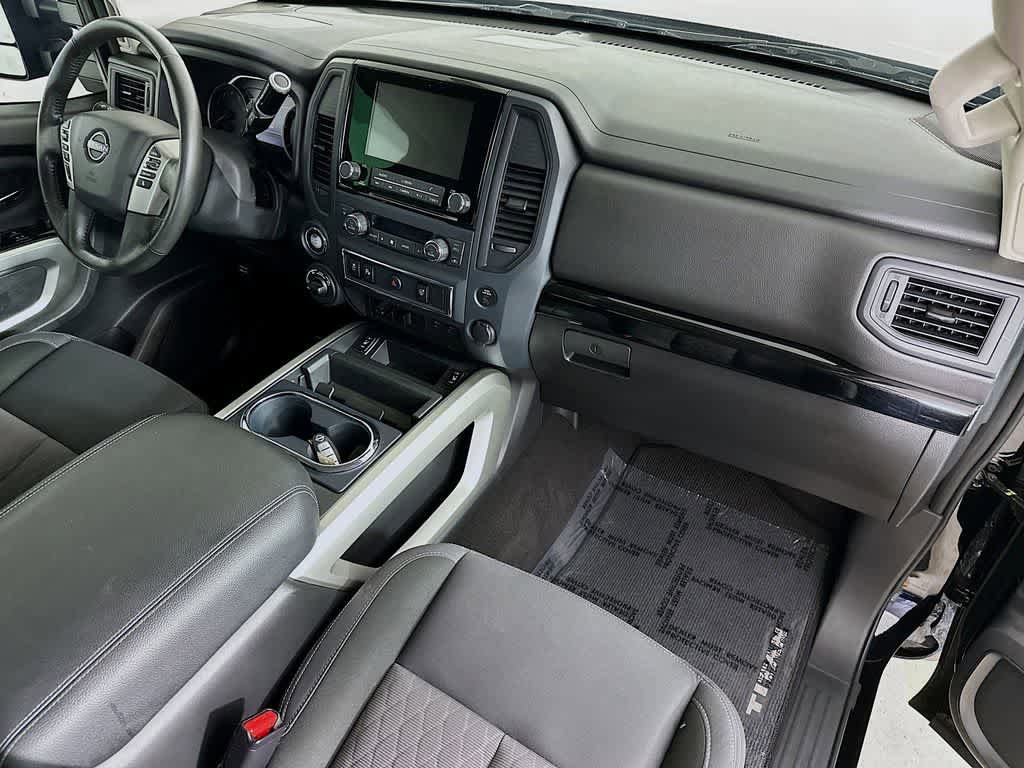 Used 2024 Nissan Titan SV w/ SV Convenience Package AWD/4WD image 32
