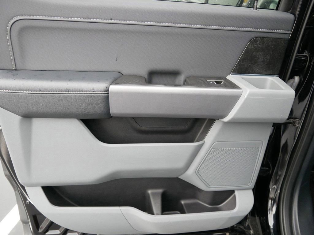 Certified 2022 Ford F150 XLT w/ Equipment Group 302A High image 13