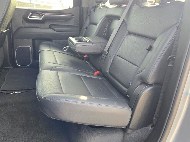 Used 2025 GMC Sierra 1500 SLT AWD/4WD image 17