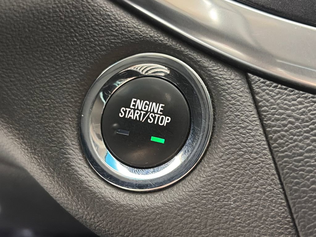 Used 2019 Chevrolet Impala LT FWD image 23