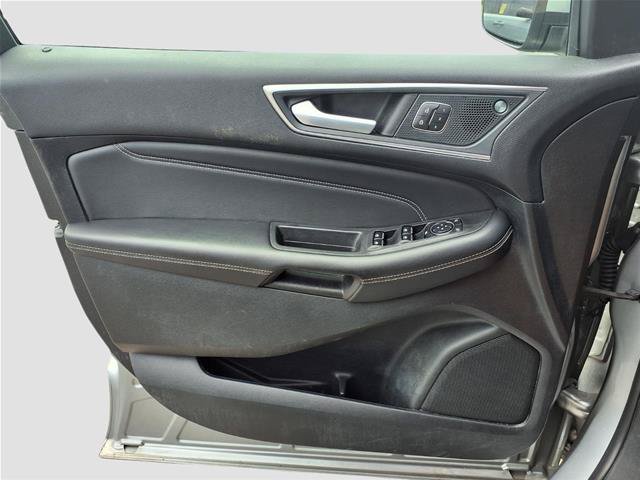 Certified 2024 Ford Edge Titanium AWD/4WD image 17