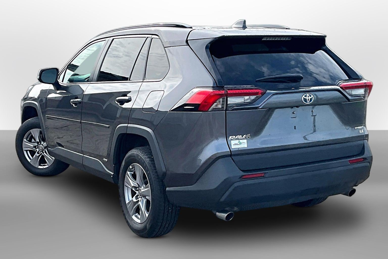 Used 2024 Toyota RAV4 LE AWD/4WD image 10
