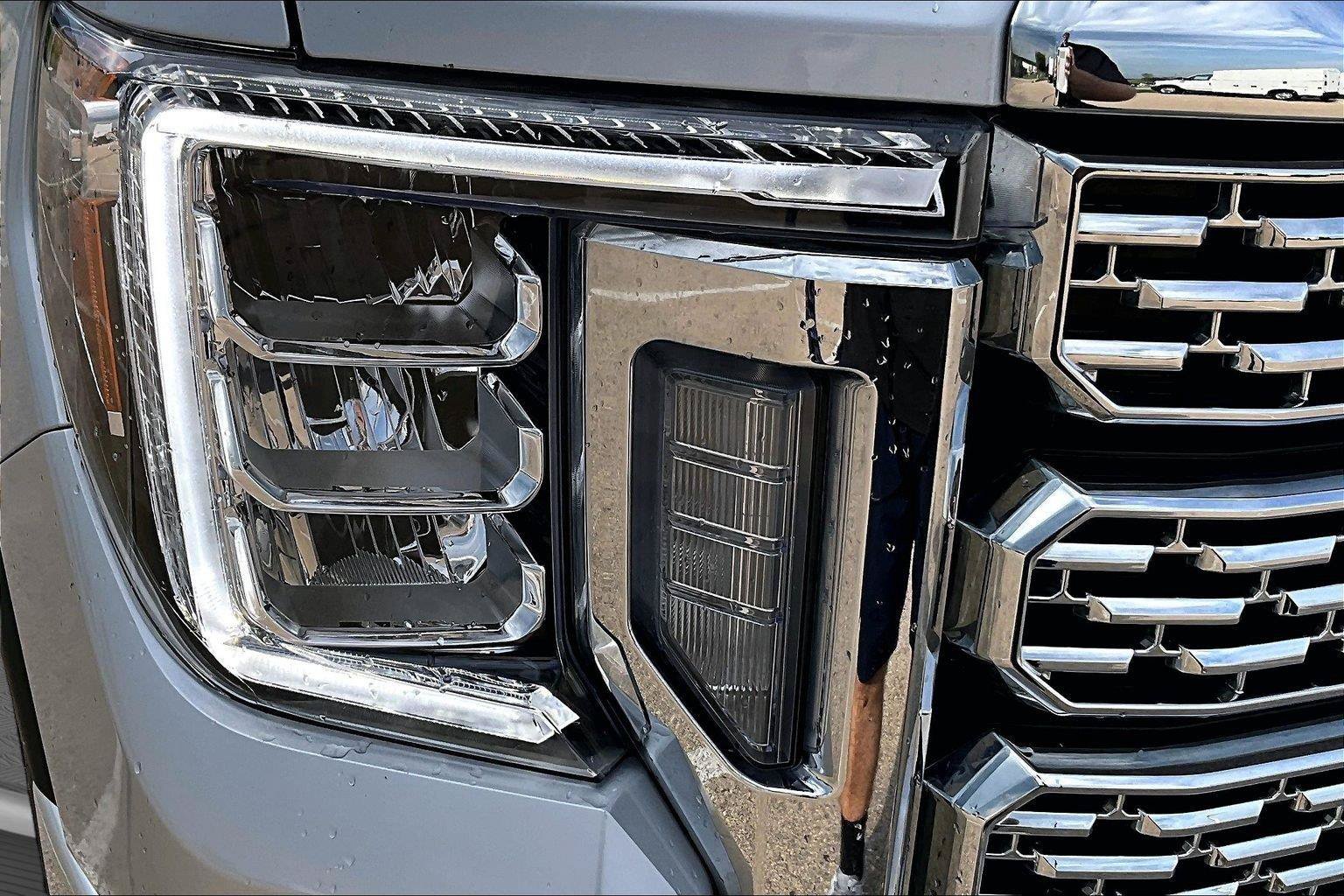 Used 2022 GMC Sierra 2500 Denali AWD/4WD image 31