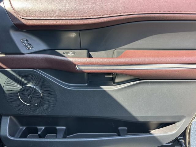 Certified 2022 Ford Expedition Max Limited RWD image 29