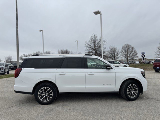 Certified 2025 Ford Expedition Max Platinum image 6