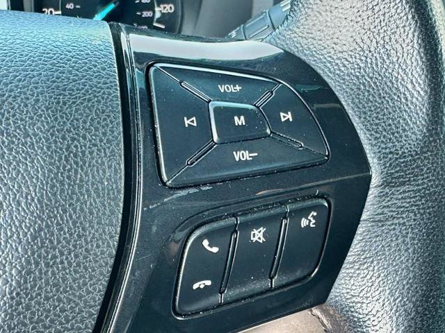 Certified 2017 Ford Explorer XLT FWD image 19
