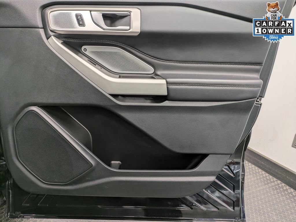 Certified 2023 Ford Explorer Limited w/ Limited Technology Package AWD/4WD image 30