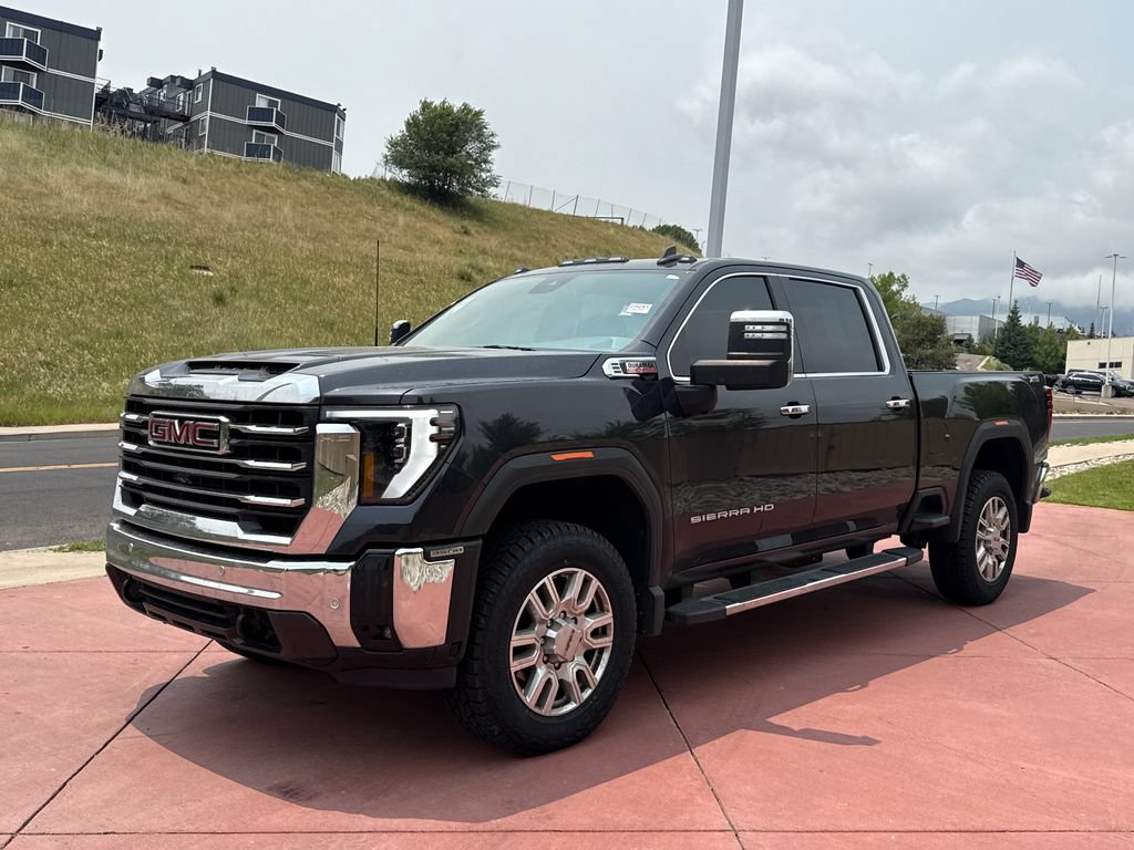 Used 2024 GMC Sierra 3500 SLT w/ SLT Premium Package AWD/4WD image 4