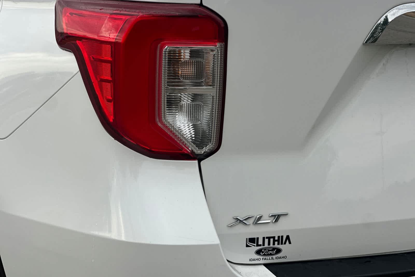 Certified 2020 Ford Explorer XLT w/ Equipment Group 202A AWD/4WD image 28