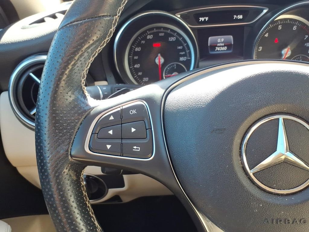 Used 2019 Mercedes-Benz GLA 250 4MATIC image 16