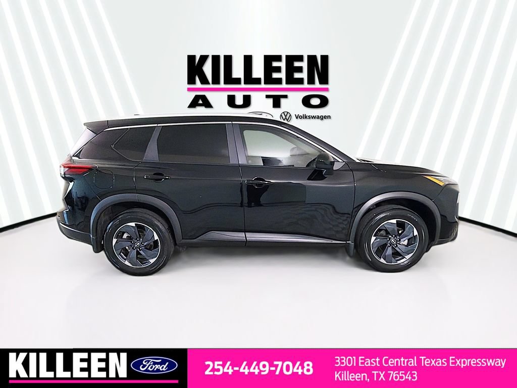 Used 2024 Nissan Rogue SV w/ SV Premium Package FWD image 10