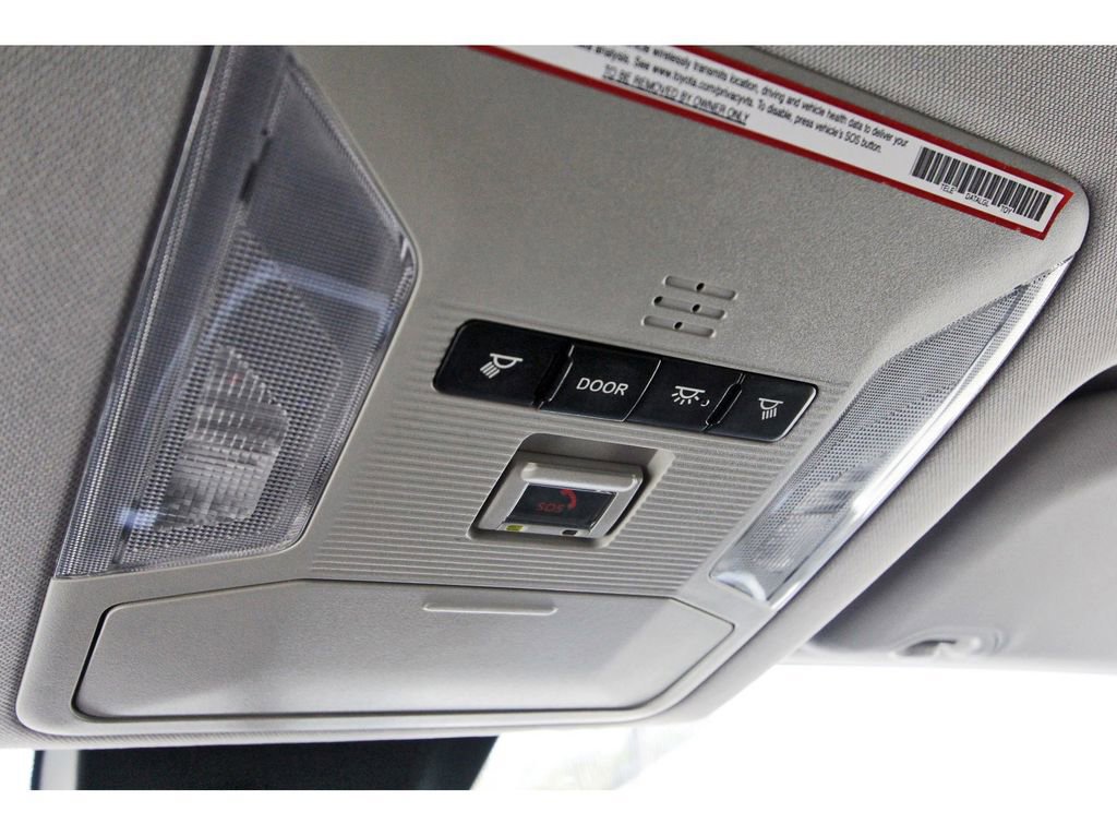 Used 2021 Toyota RAV4 LE FWD image 23