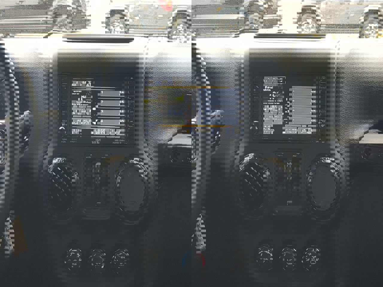 Used 2017 Jeep Wrangler Unlimited Sahara image 16